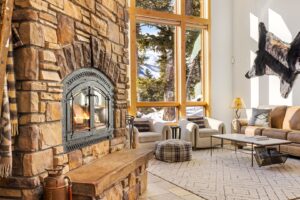 Lone Mountain Lodge Vacation Rental Living Room